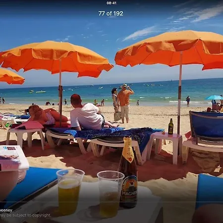 Air Conditioned 1 Bedroom Apt With Wi-fi & Patio. Apartment Albufeira